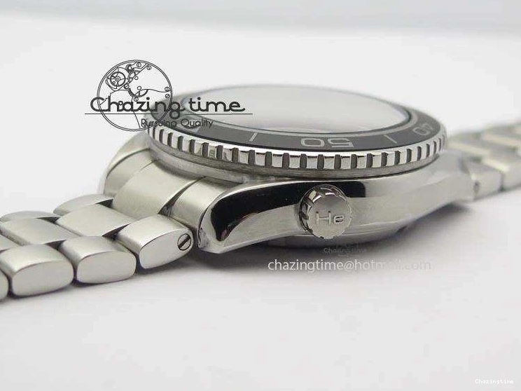 0812 Contemporary Planet Ocean SS Bp Maker 45mm Black Bezel Orange Numbers On SS Bracelet A 8217